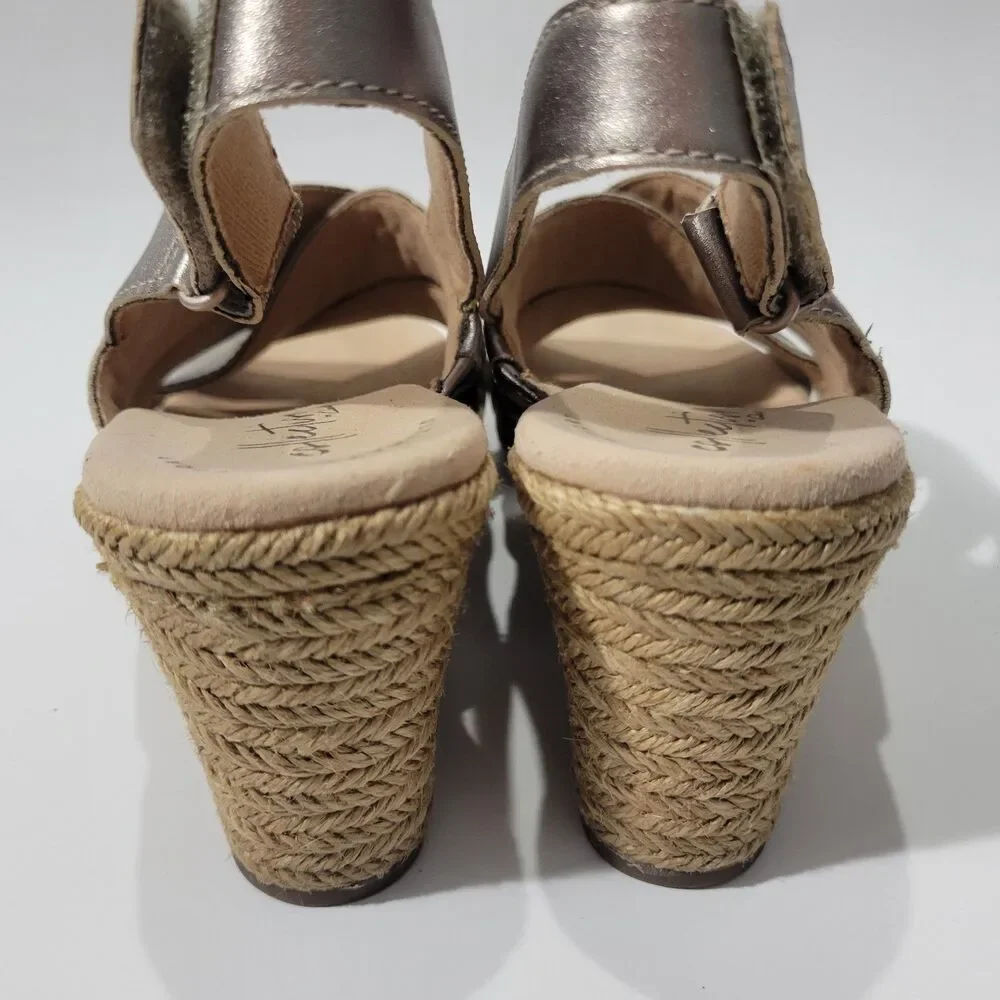 Clarks Collection Gold Espadrilles Slingback Wedge Sandals Sz 8M